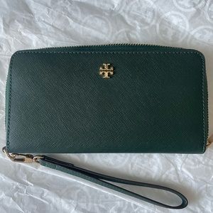 Tory Burch Wallet Wristlet Green Emerald